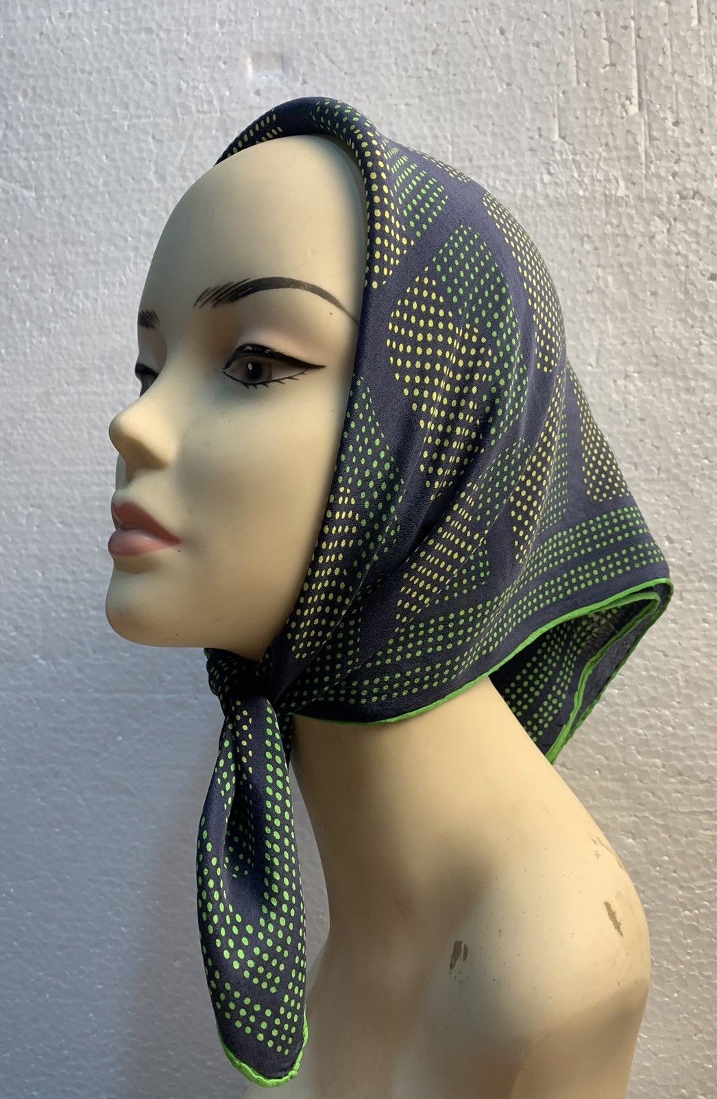 Pierre Cardin Vintage Pierre Cardin Handkerchief Neckerchief Bandana Size ONE SIZE - 1 Thumbnail
