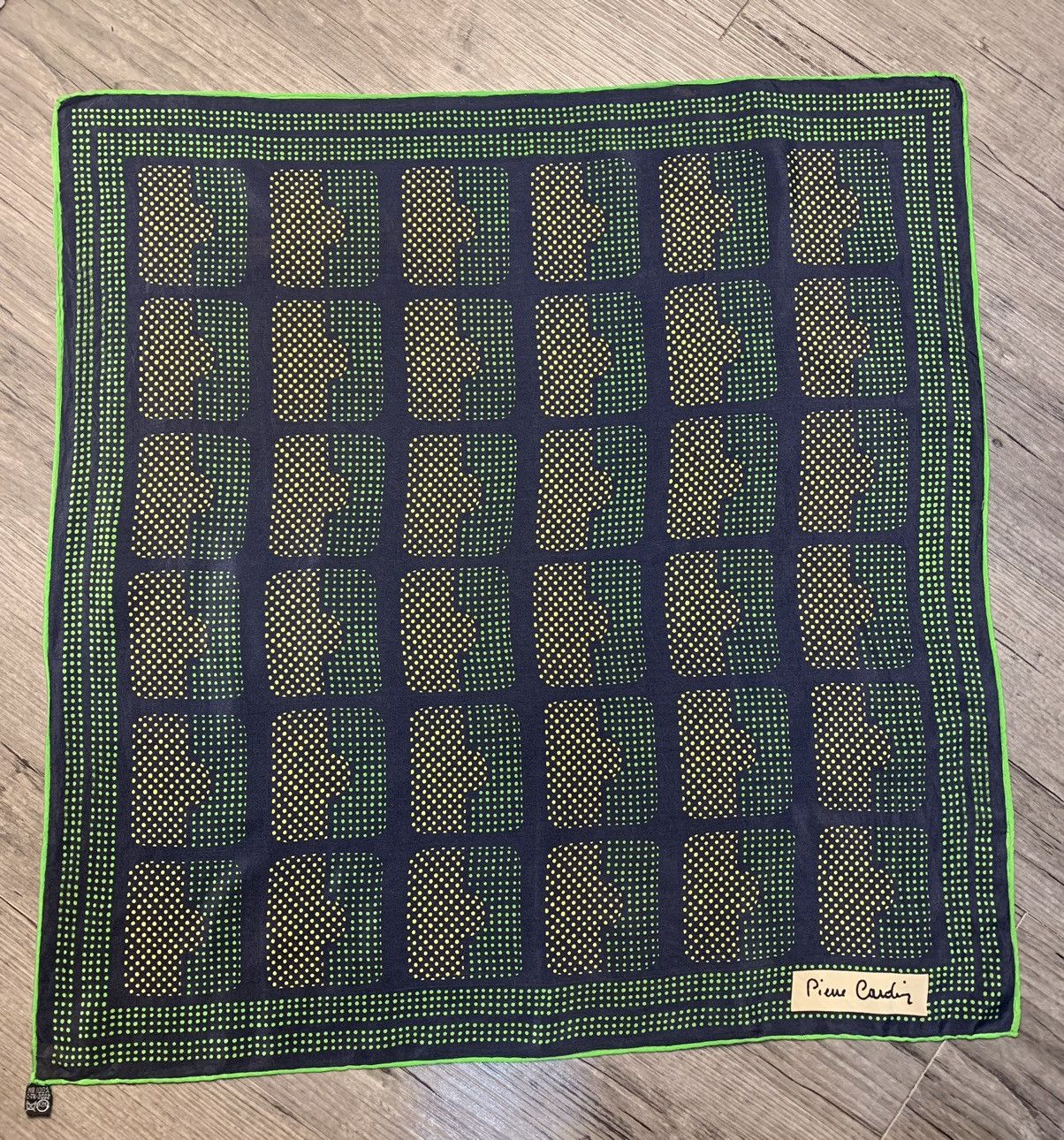 Pierre Cardin Vintage Pierre Cardin Handkerchief Neckerchief Bandana Size ONE SIZE - 2 Thumbnail