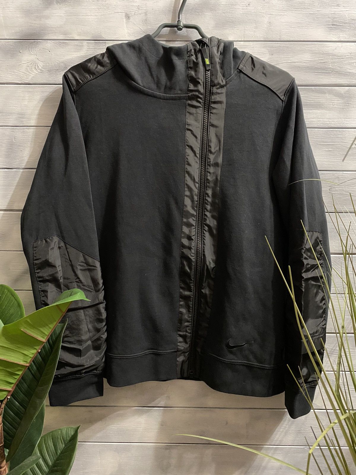 Nike Nylon Nike fleece Jacket Wmn Size L Size L / US 10 / IT 46 - 1 Thumbnail