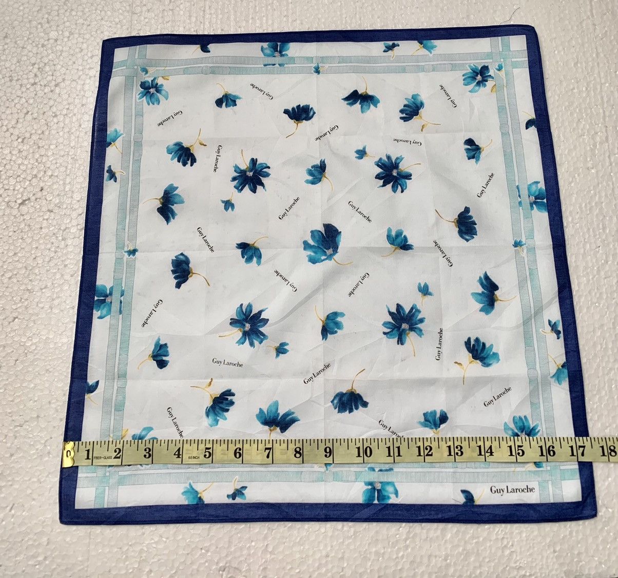 Guy Laroche Handkerchief / Bandana / Neckerchief