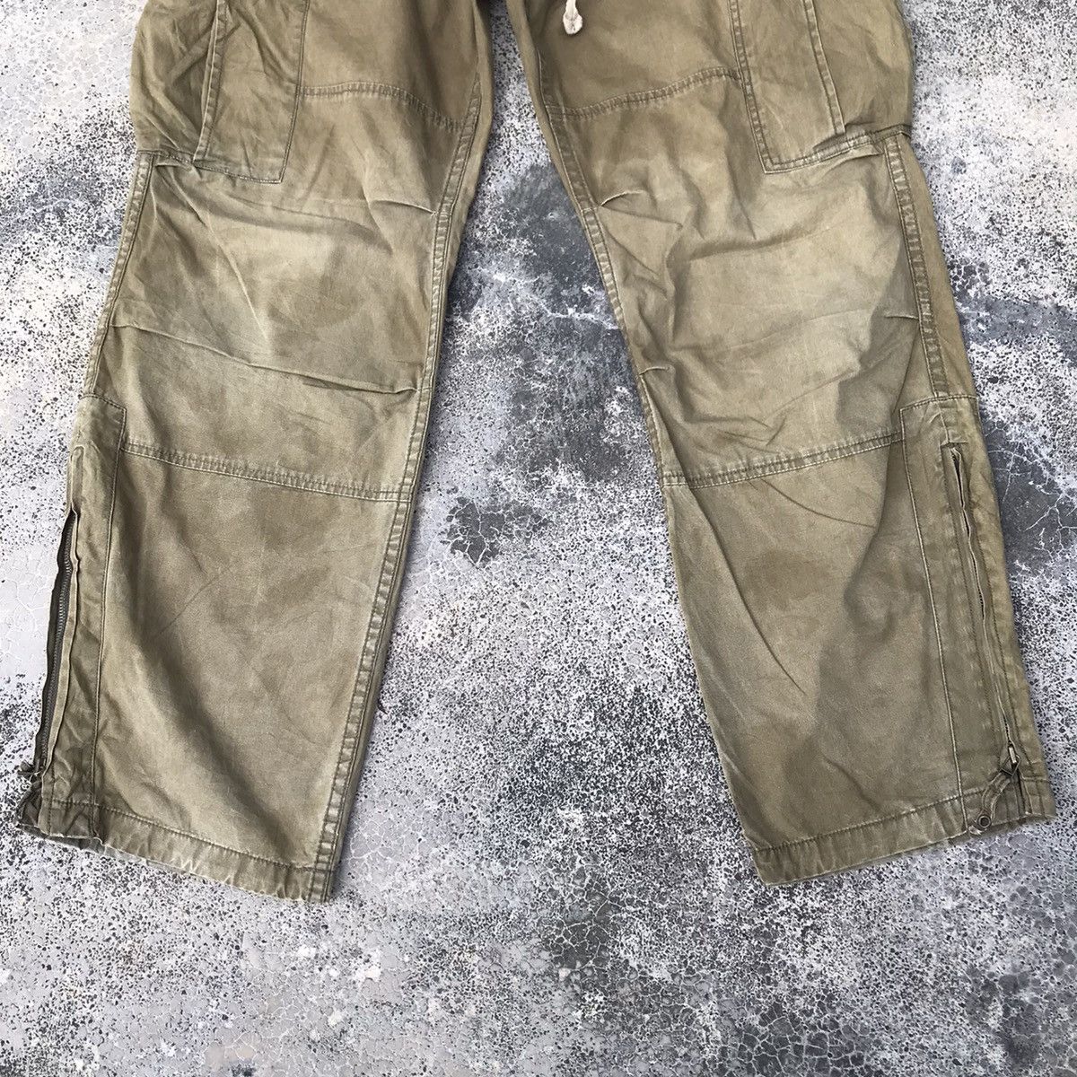 Vintage Vintage Amphibian Faded Zipper Leg Utility Cargo Pants Size US 34 / EU 50 - 3 Thumbnail