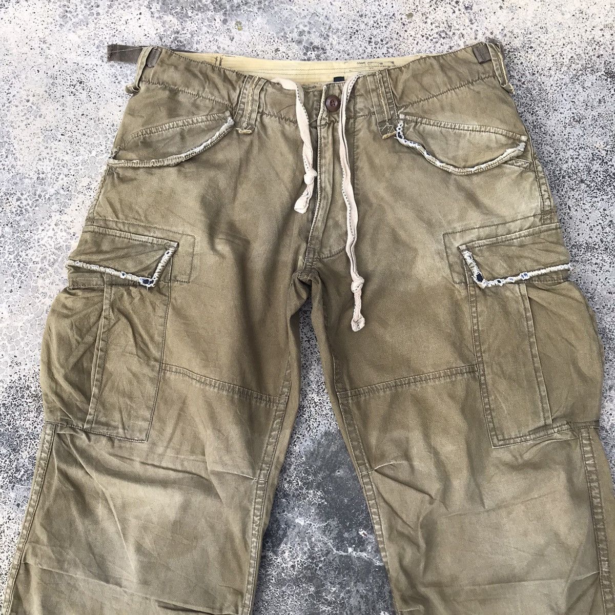 Vintage Vintage Amphibian Faded Zipper Leg Utility Cargo Pants Size US 34 / EU 50 - 2 Thumbnail