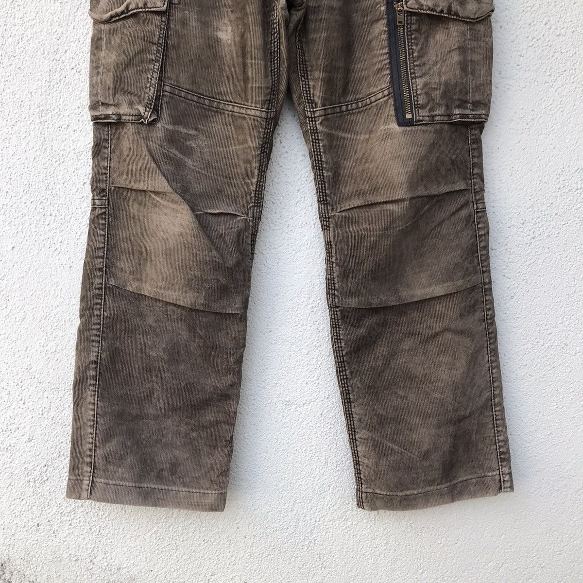 Japanese Brand Japanese Brand Distressed Corduroi Tactical Cargo Pants Size US 30 / EU 46 - 3 Thumbnail