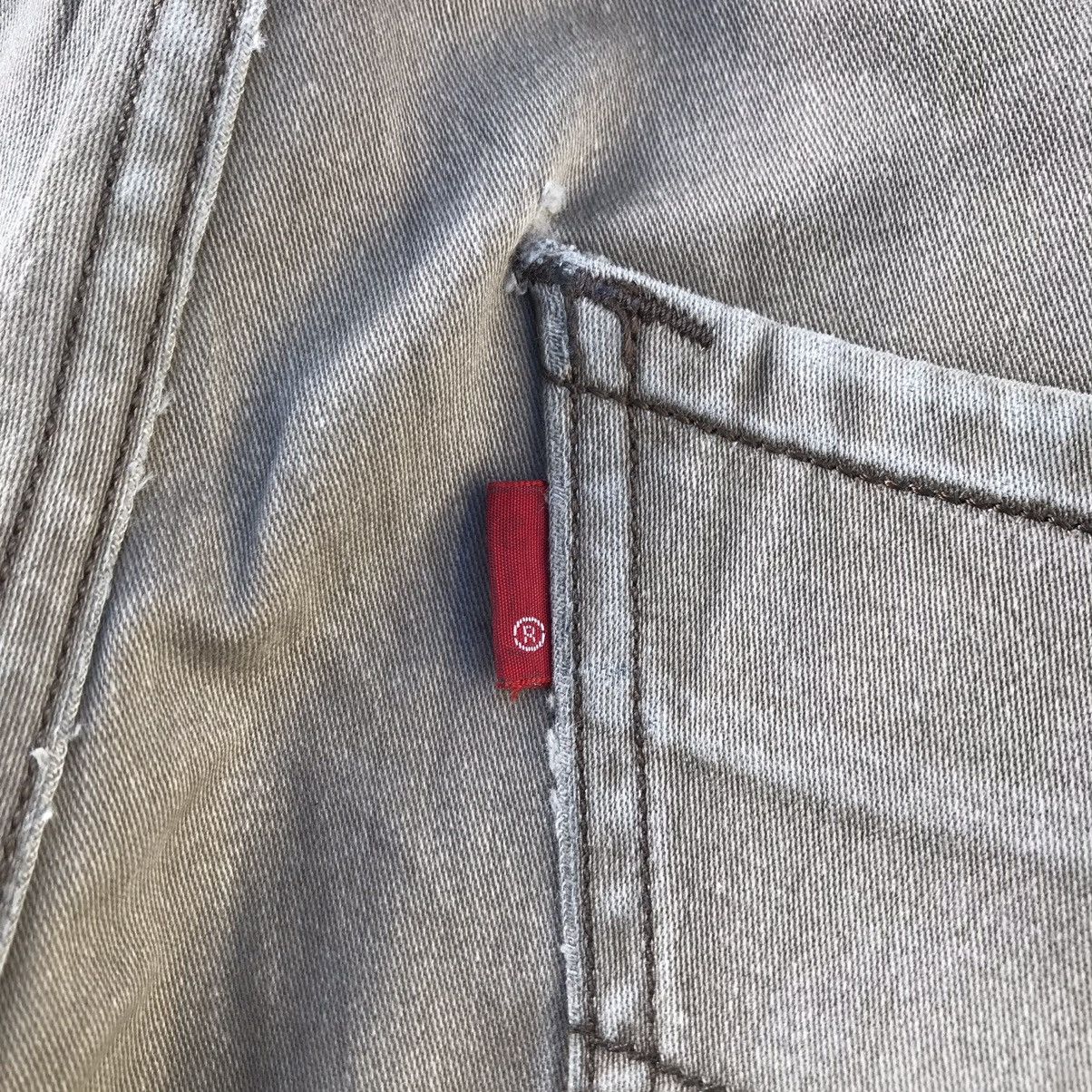 Levi's Distressed! Levi’s 523 Buckle Back Denim Pants Size US 31 - 17 Thumbnail
