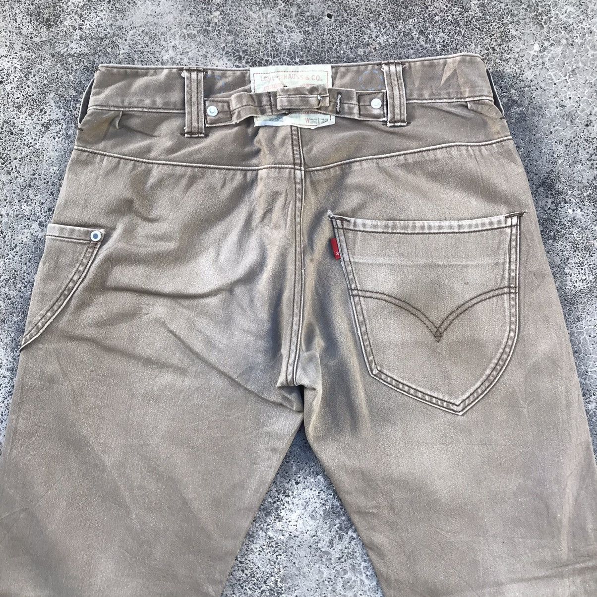 Levi's Distressed! Levi’s 523 Buckle Back Denim Pants Size US 31 - 19 Thumbnail
