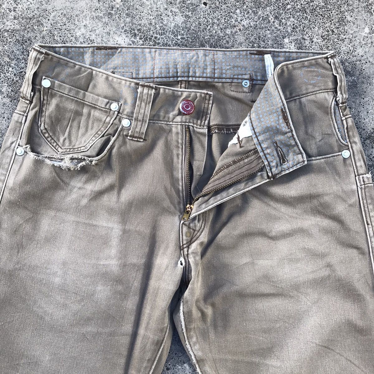 Levi's Distressed! Levi’s 523 Buckle Back Denim Pants Size US 31 - 14 Thumbnail