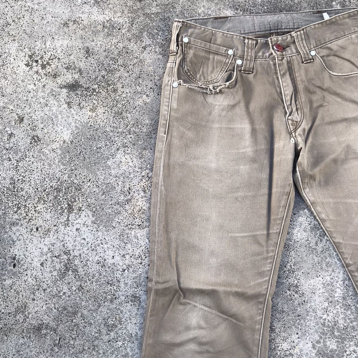 Levi's Distressed! Levi’s 523 Buckle Back Denim Pants Size US 31 - 4 Thumbnail