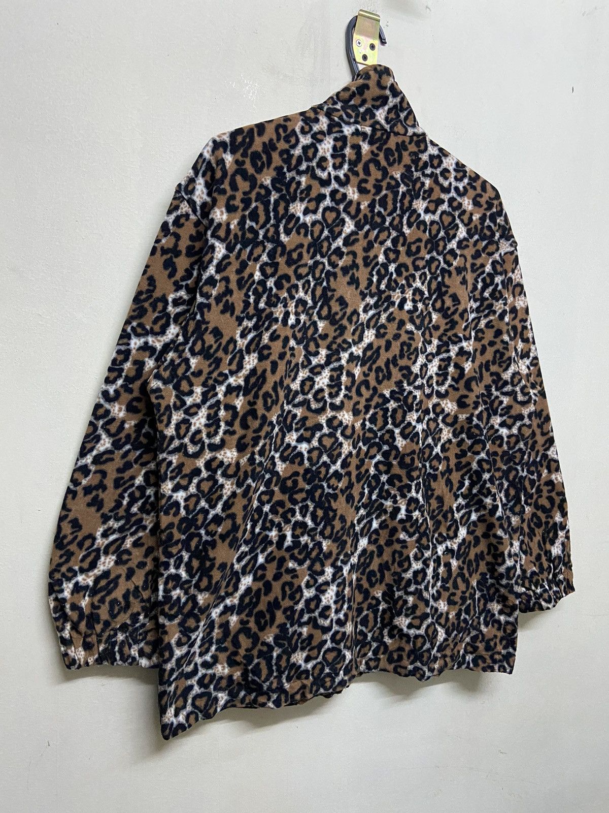 Japanese Brand Leopard Pattern Sweater Size US L / EU 52-54 / 3 - 6 Thumbnail