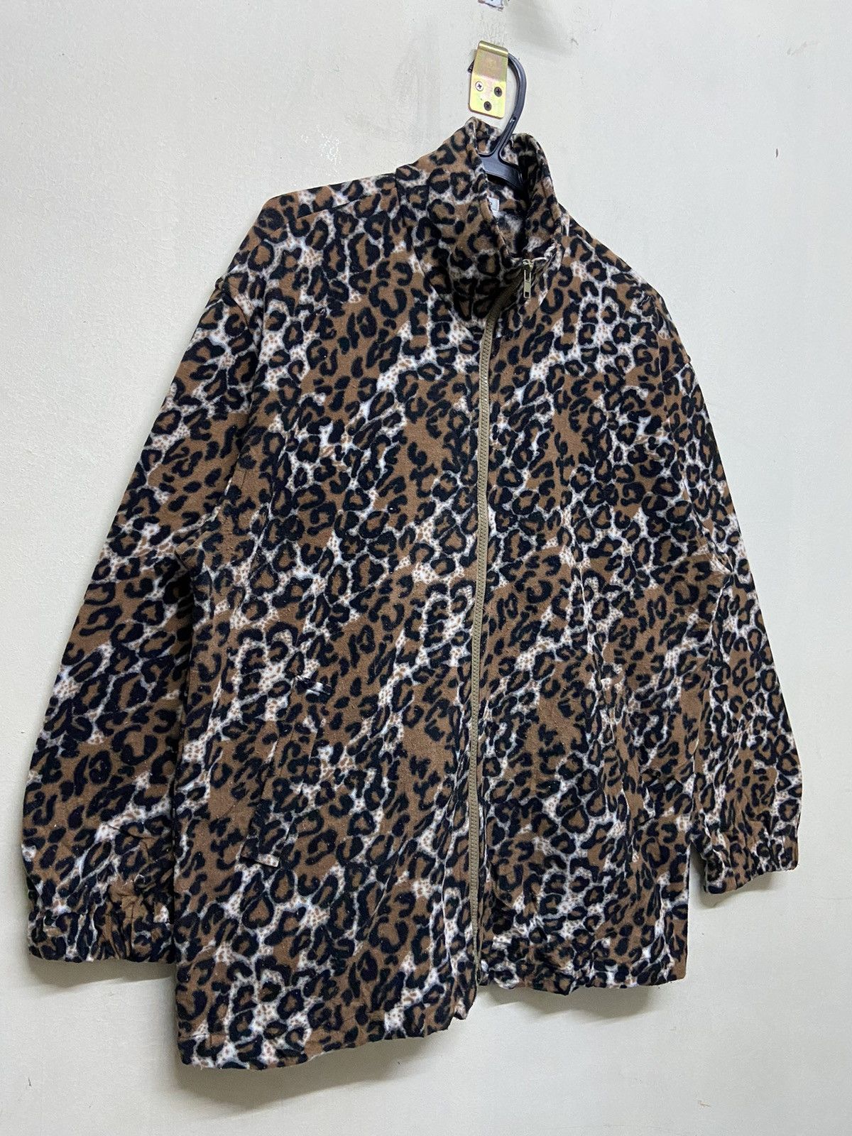Japanese Brand Leopard Pattern Sweater Size US L / EU 52-54 / 3 - 3 Thumbnail