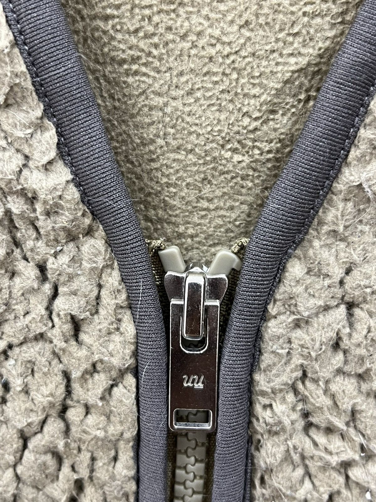 Undercover J. UNDERCOVER X UNIQLO HYPEBEAST FLEECE JACKET Size US M / EU 48-50 / 2 - 7 Thumbnail