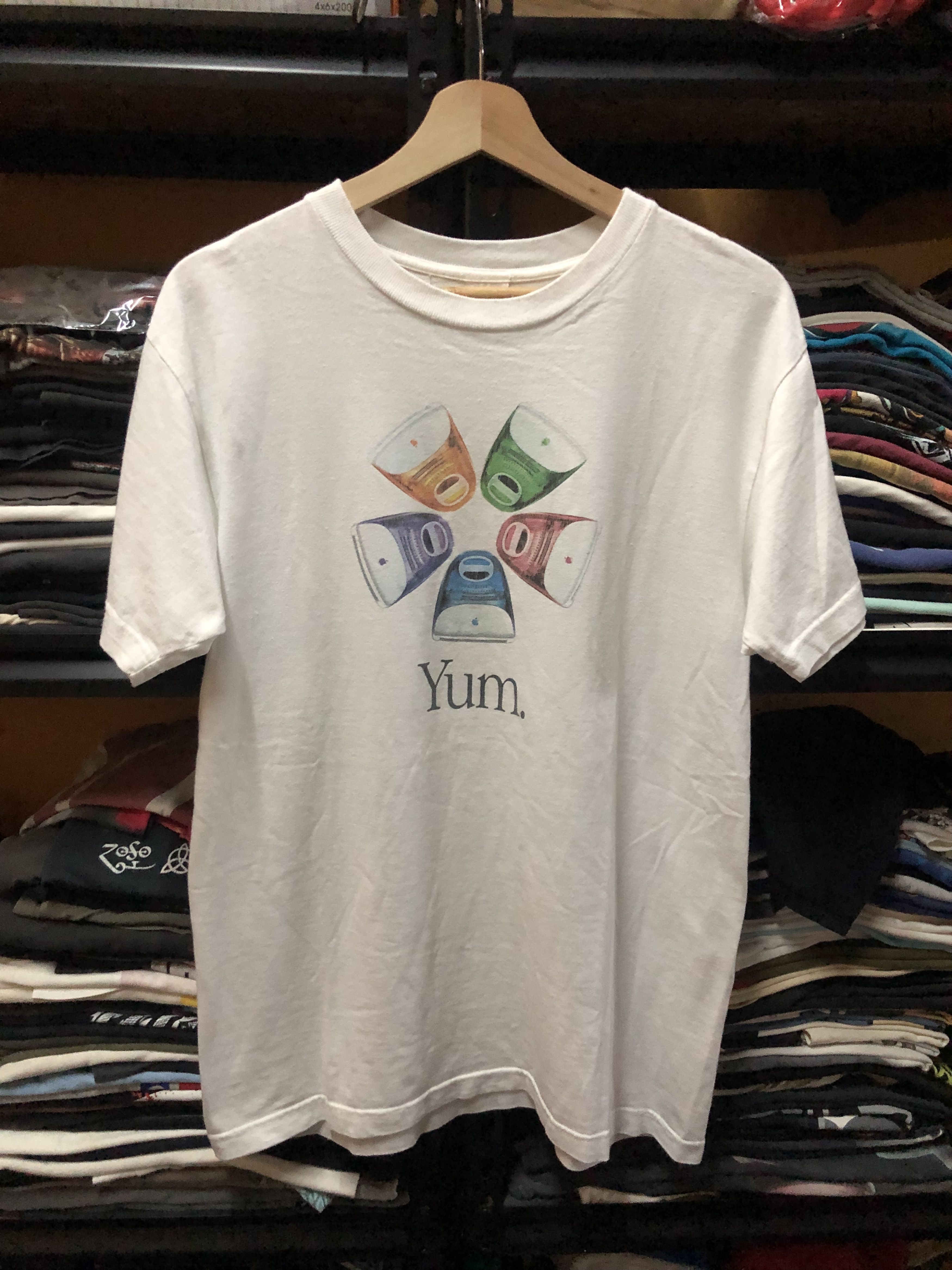 Pre-owned Apple X Vintage Apple Yum Tshirt In White