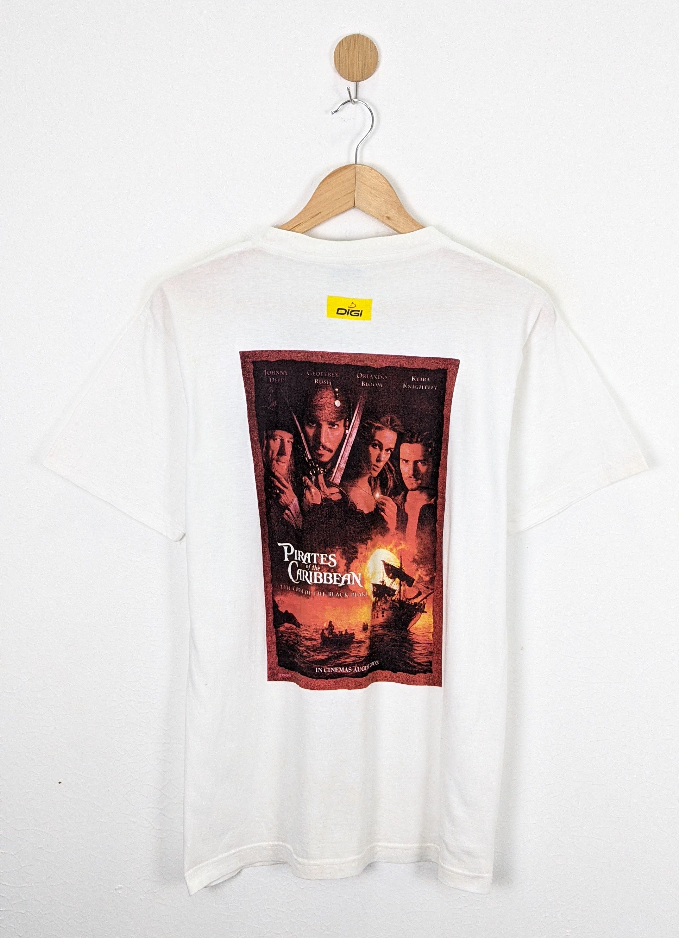 Vintage Pirate of Carribean Movie shirt