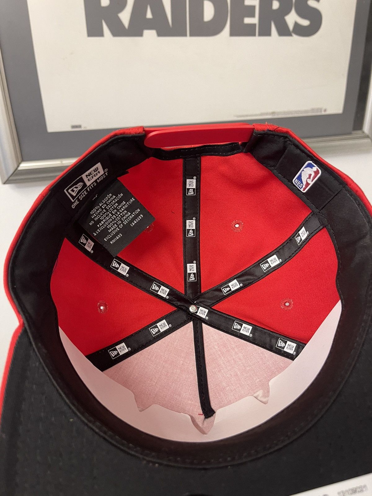 NBA × New Era CHICAGO BULLS ‘TEAM MULTI LOGO’ OLD GOLFER SNAPBACK HAT Size ONE SIZE - 6 Thumbnail