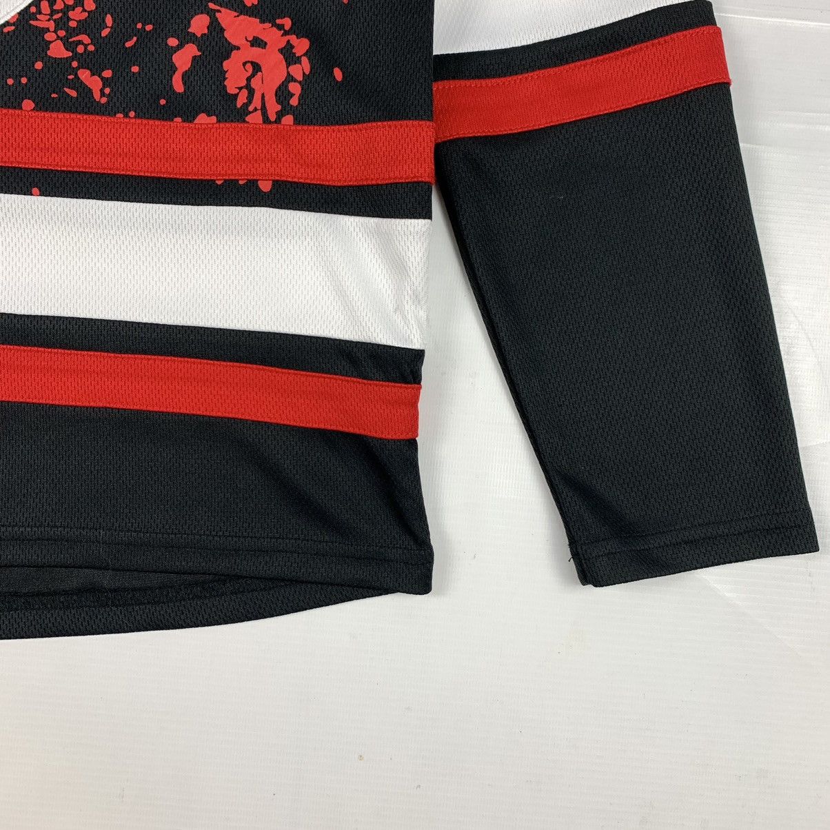 Vintage Vintage The Friday 13th Vorhees Family Movie Jersey Size US S / EU 44-46 / 1 - 6 Thumbnail