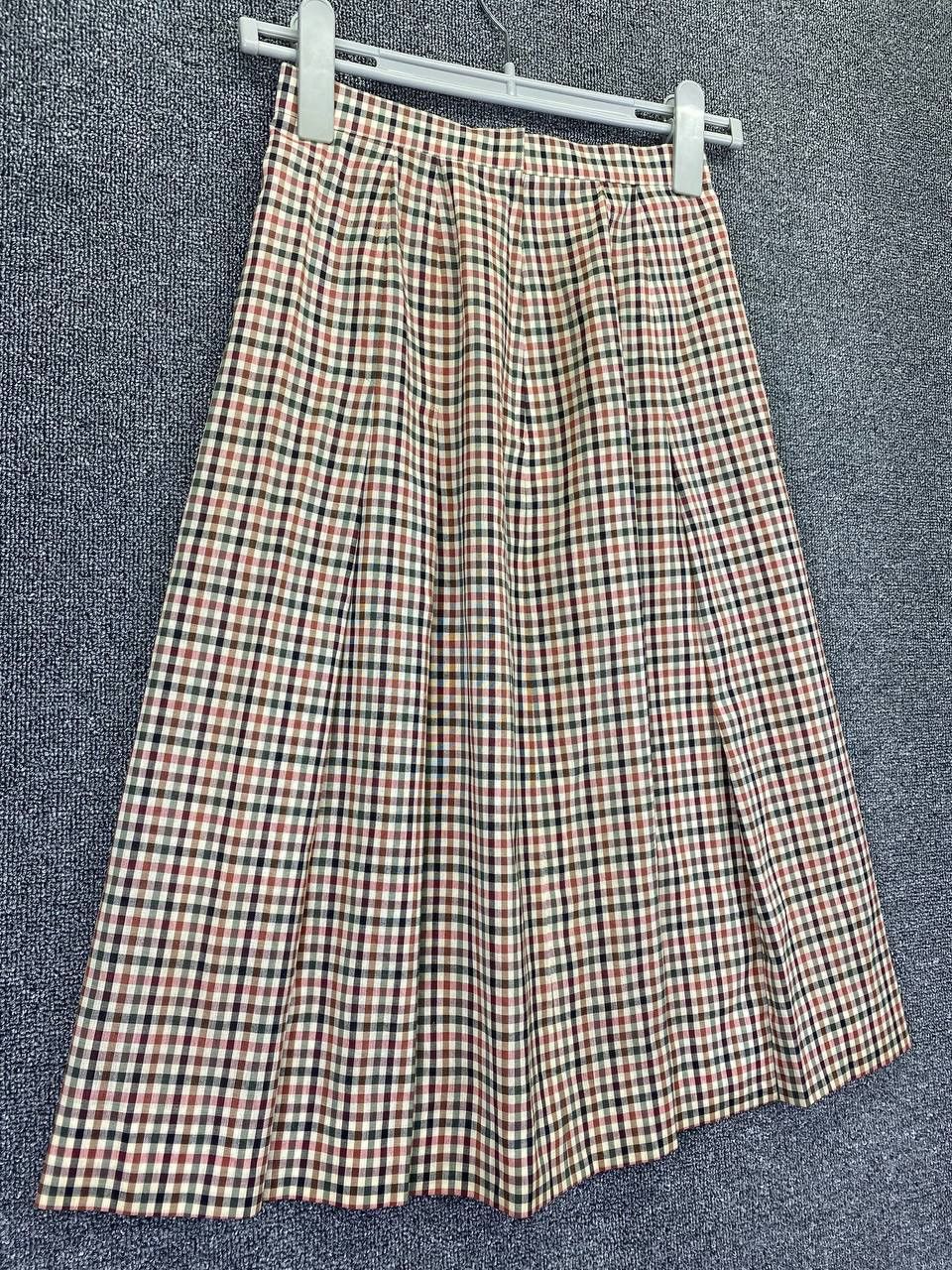 Burberry Burberrys Nova Check Monogram Beige Stretch Pleated Skirts Size 23" - 2 Thumbnail
