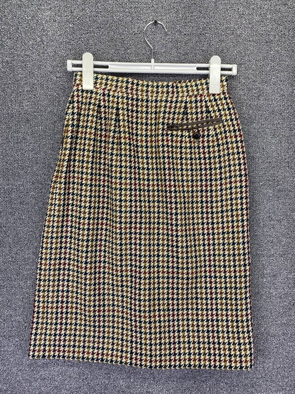 Burberry Vintage 90's Burberrys Nova Check Wool Skirt Size 25" / US 0 / IT 36 - 7 Thumbnail