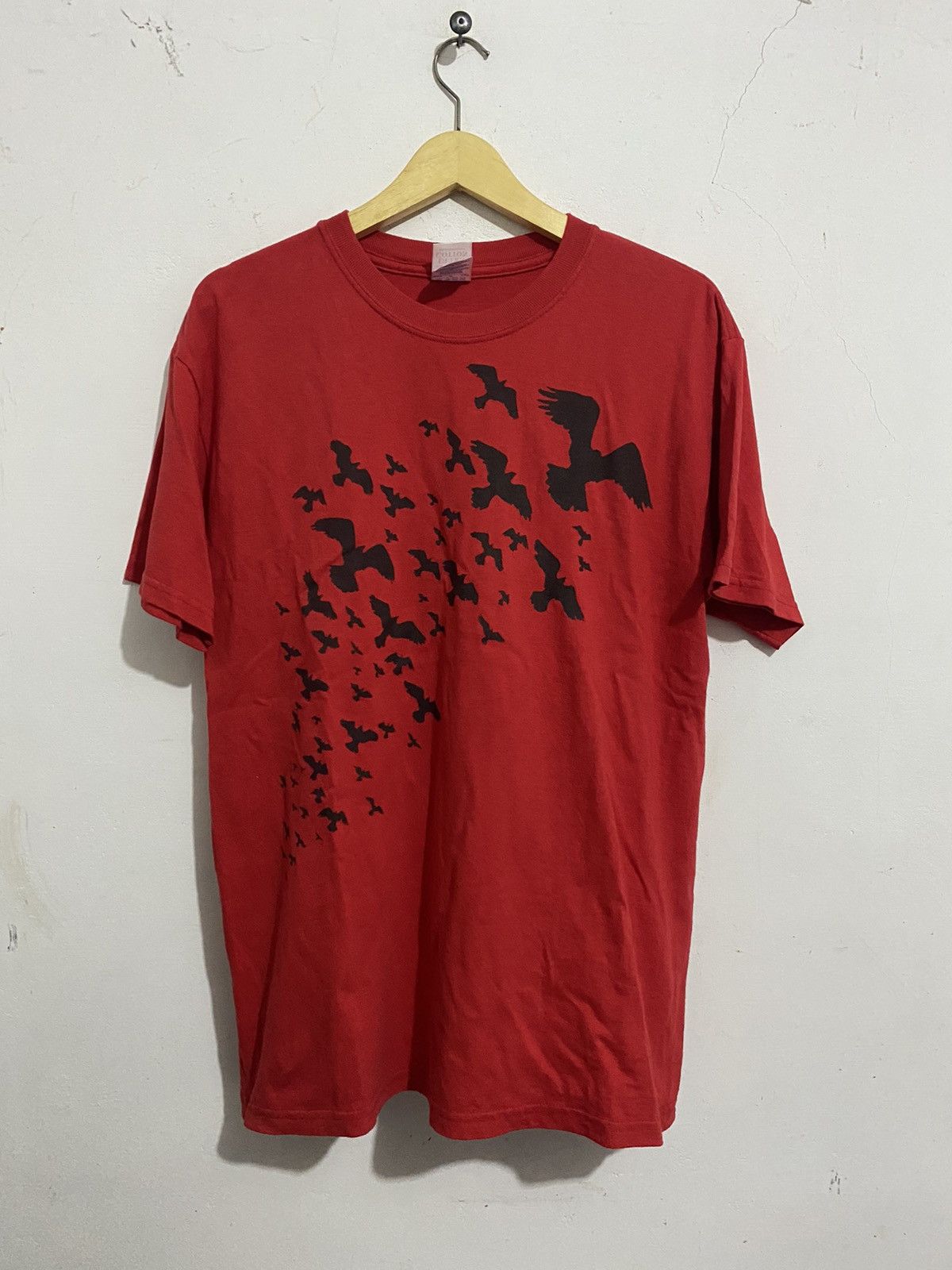 Band Tees 💸BINDINGOFFER💸Feeder Birds SHIRT Size US M / EU 48-50 / 2 - 2 Thumbnail