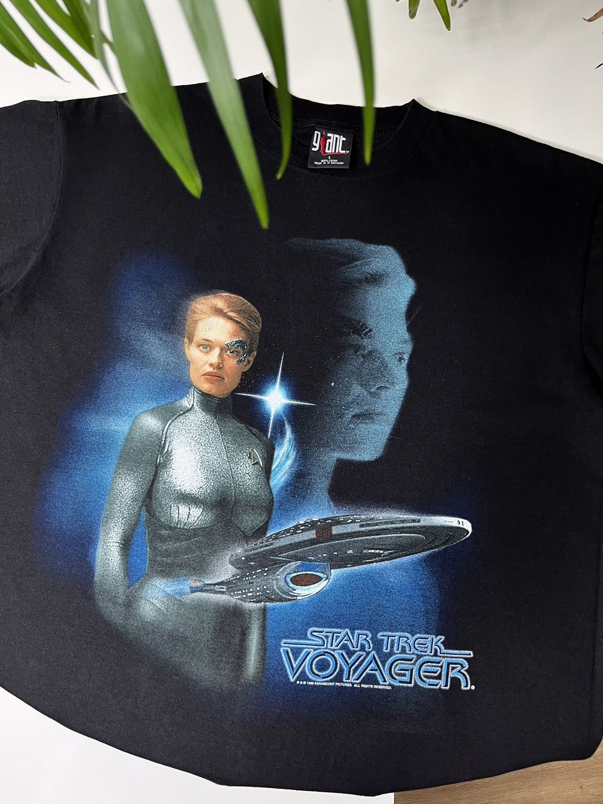 © 1998 STAR TREK VOYAGER “SEVEN of MINE” T-SHIRT