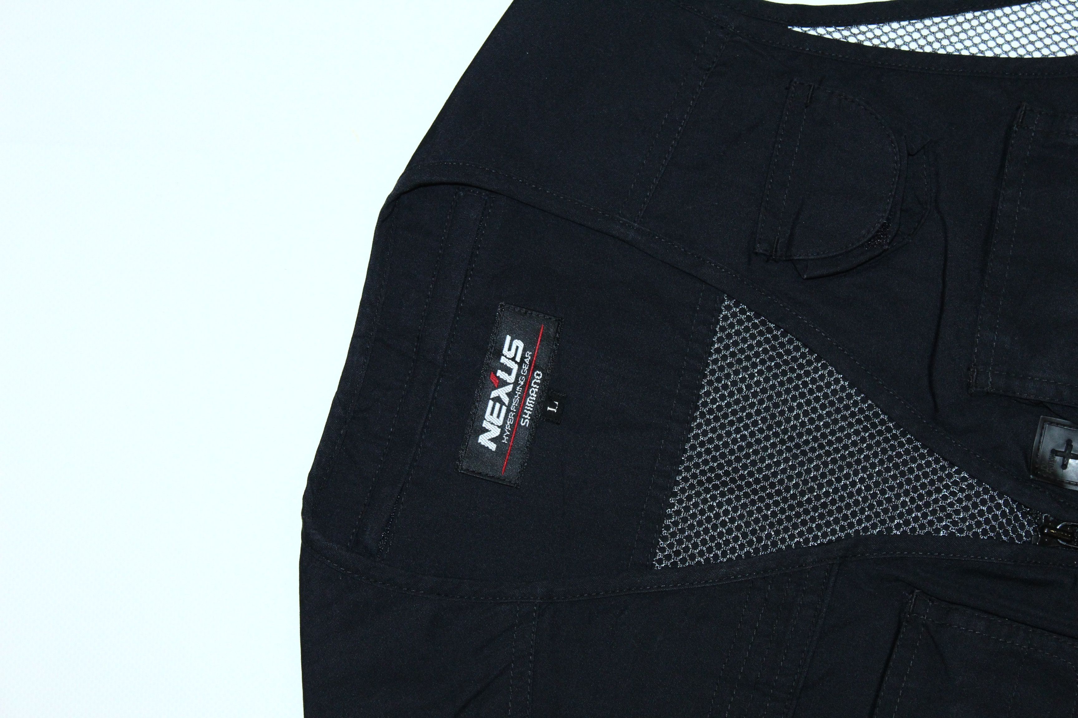 Japanese Brand Nexus Shimano Fishing Nice Decign Multipocket Utility Vest Size US L / EU 52-54 / 3 - 6 Thumbnail