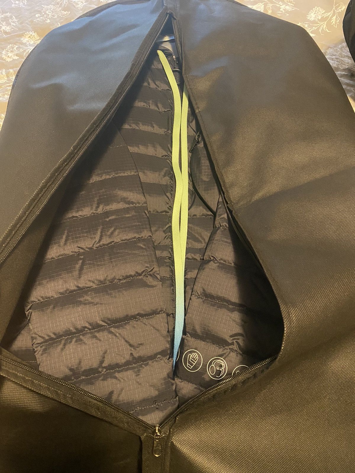 Off-White Off-white Puffer hoodie Jacket Size US M / EU 48-50 / 2 - 2 Thumbnail