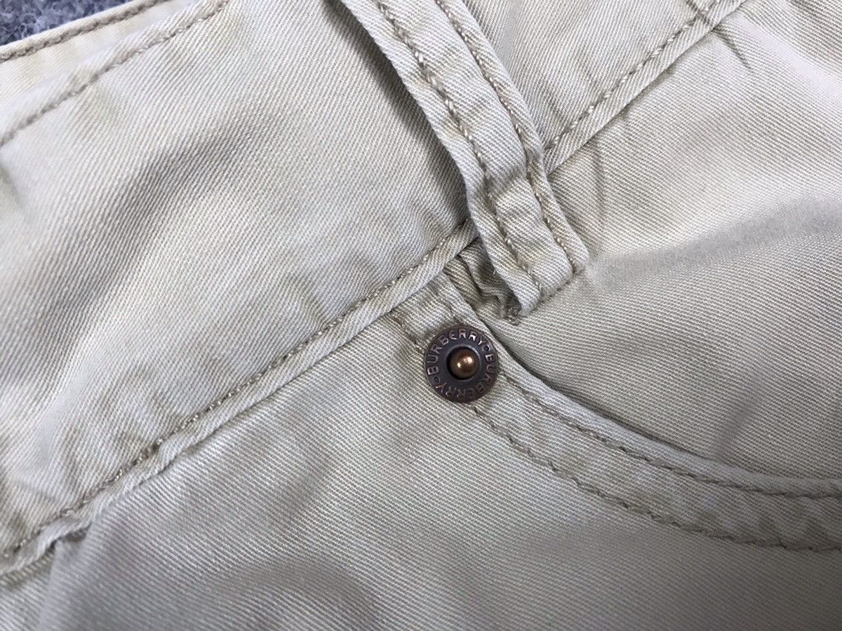 Burberry Burberry London Casual pants Size US 32 / EU 48 - 12 Thumbnail