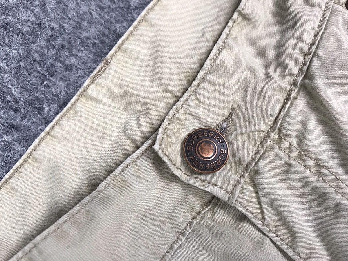 Burberry Burberry London Casual pants Size US 32 / EU 48 - 13 Thumbnail