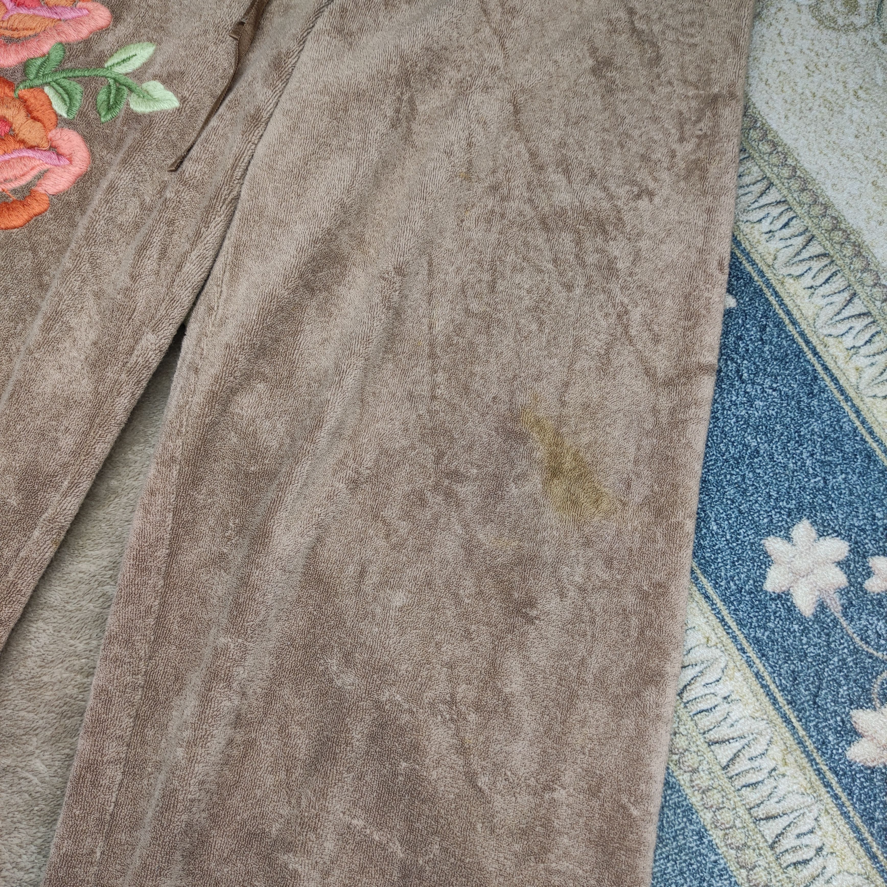 Juicy Couture Juicy couture big flowers embroidered pant Size US 30 / EU 46 - 8 Thumbnail