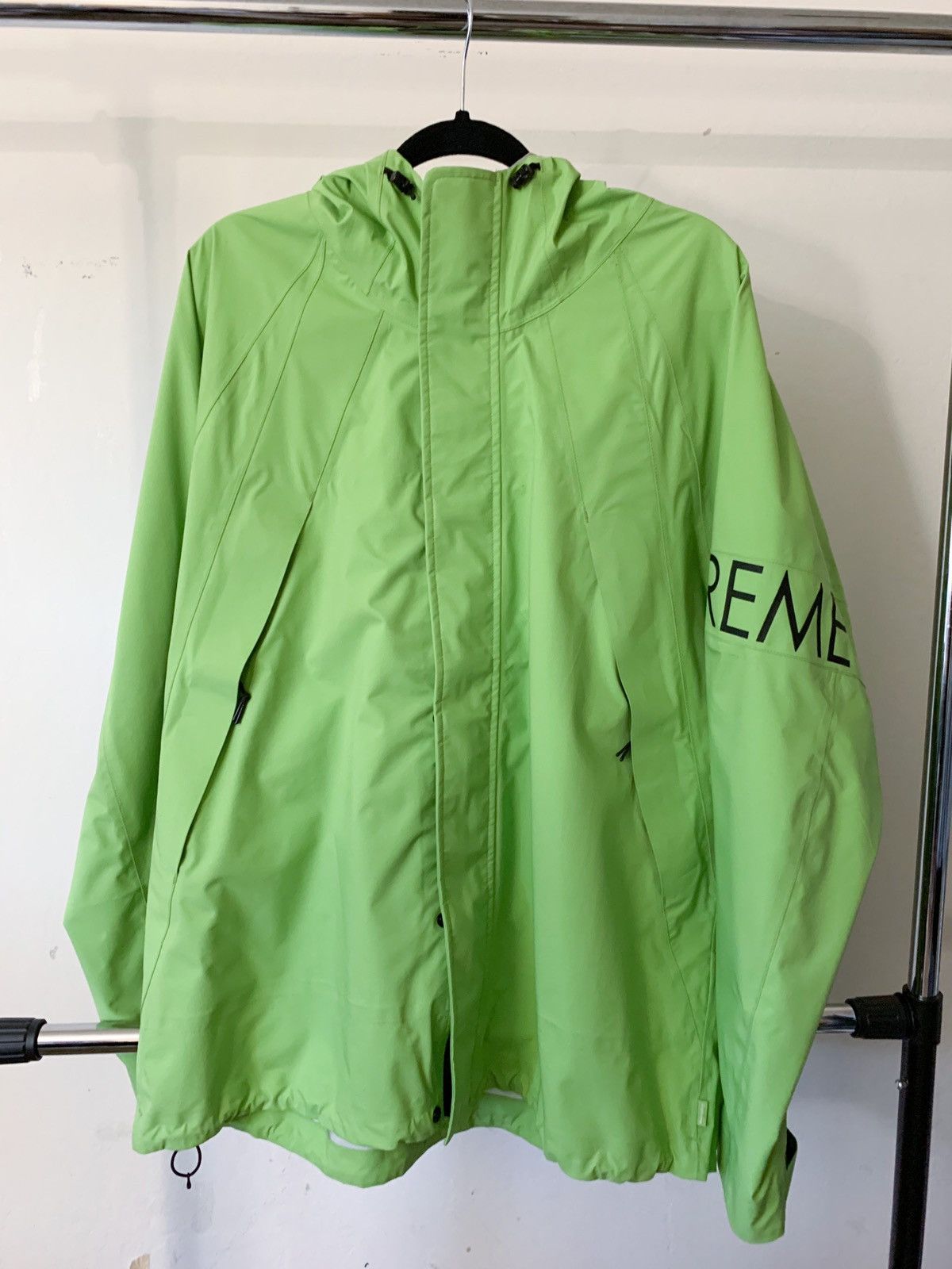 Supreme Supreme Apex taped light jacket Size US XL / EU 56 / 4 - 2 Thumbnail