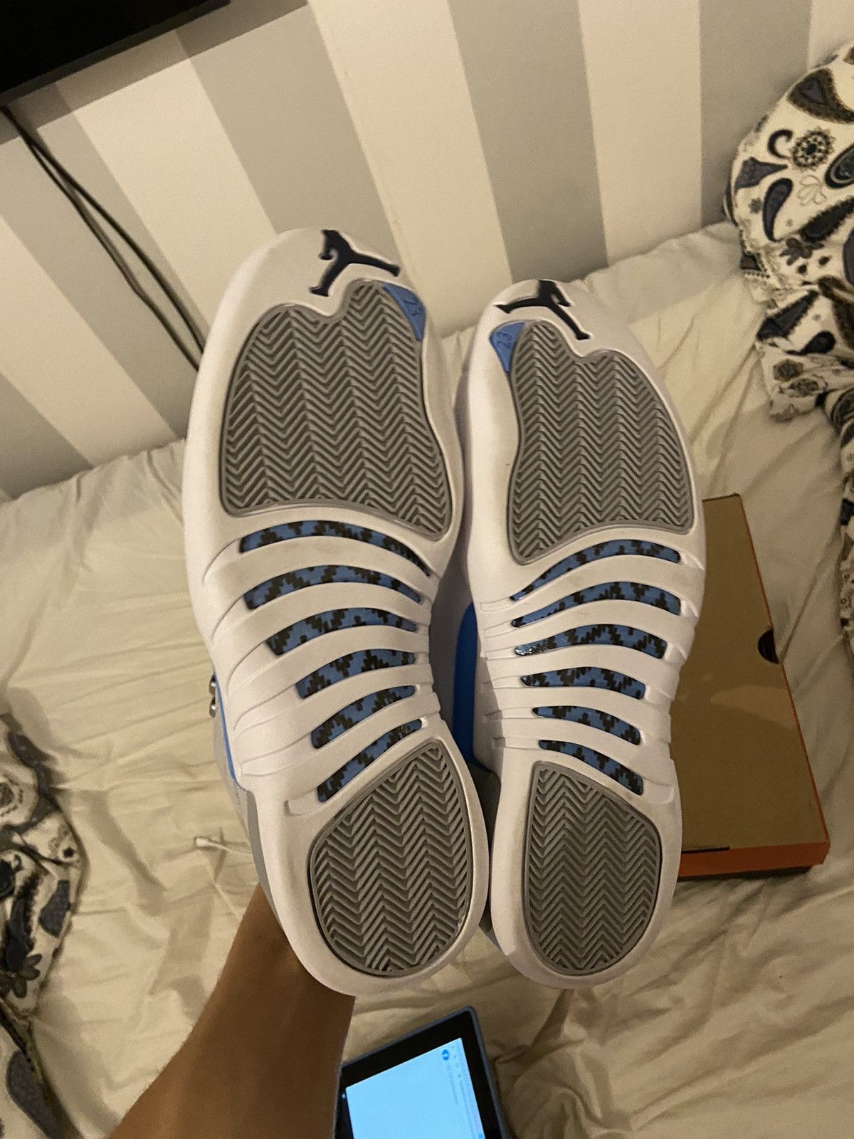 Jordan Brand Air Jordan 12 Retro University Blue 2016 Size US 11.5 / EU 44-45 - 6 Thumbnail