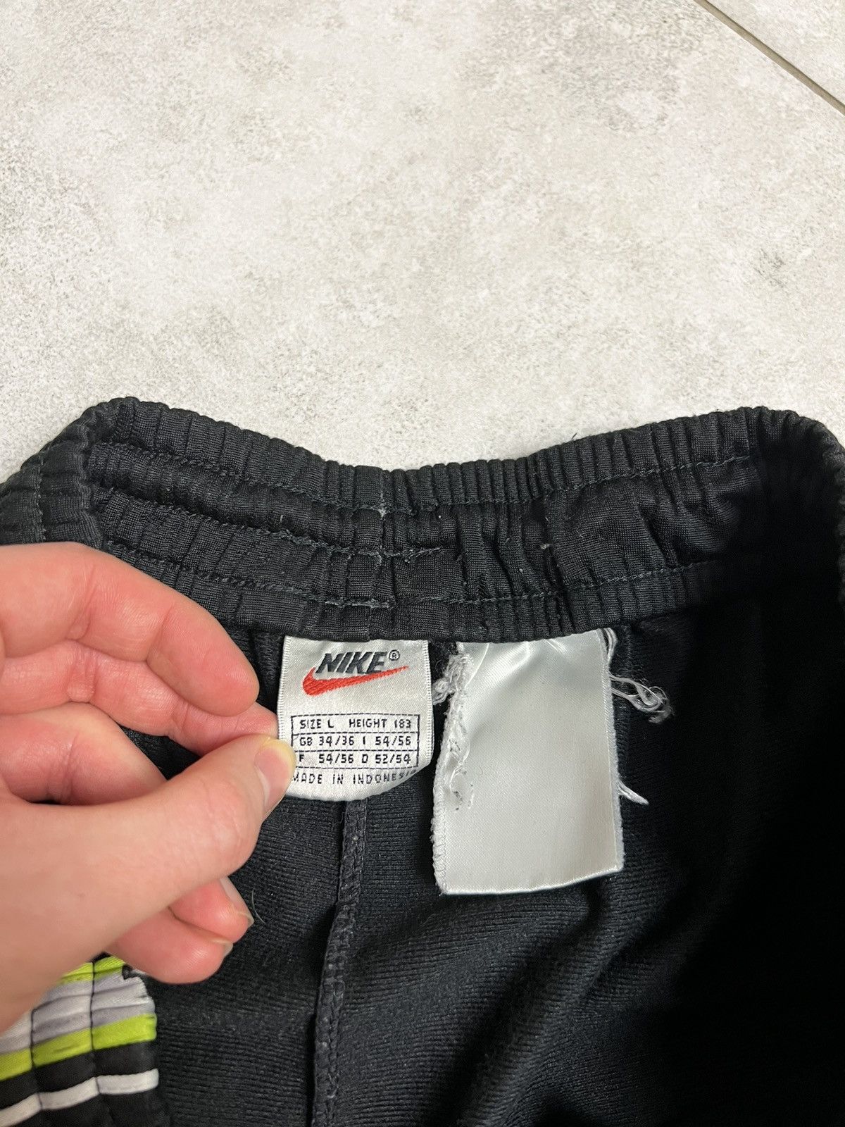 Nike Rare Vintage 90s Nike Track Shorts Pants Large Sport Hype Size US 36 / EU 52 - 6 Thumbnail