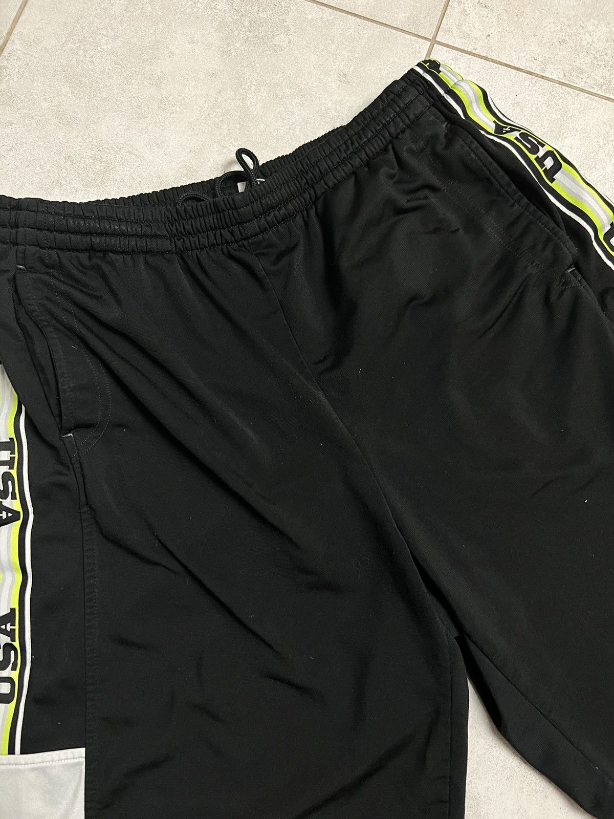 Nike Rare Vintage 90s Nike Track Shorts Pants Large Sport Hype Size US 36 / EU 52 - 4 Thumbnail