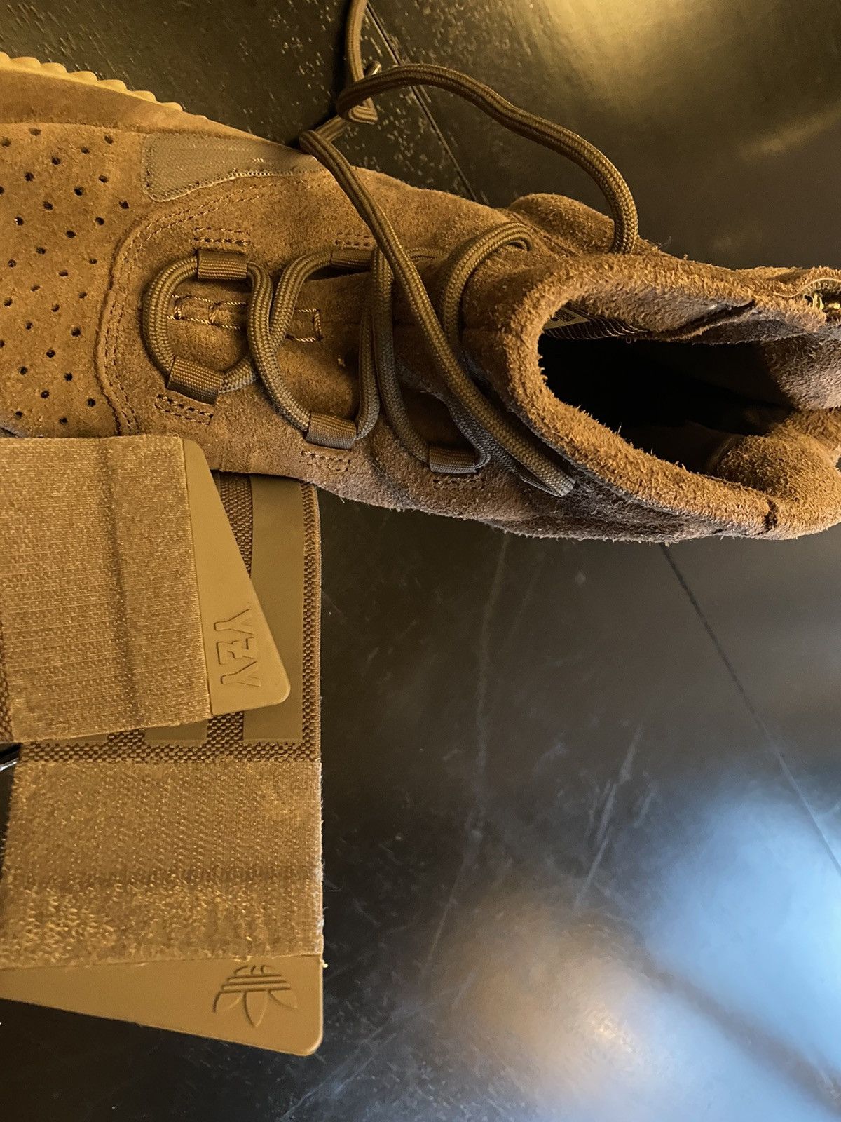 Adidas Yeezy 750 Chocolate Size 9 Size US 9 / EU 42 - 7 Thumbnail