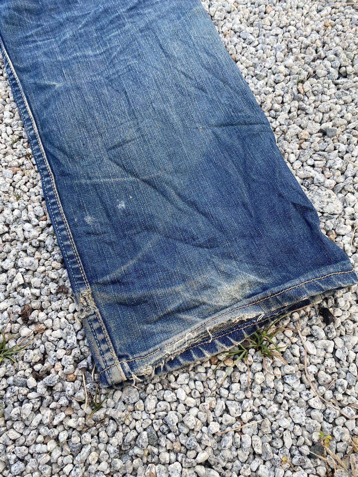 Levi's Vintage Clothing Vintage Levi’s 501 Button fly Jeans (359) Size US 32 / EU 48 - 12 Thumbnail
