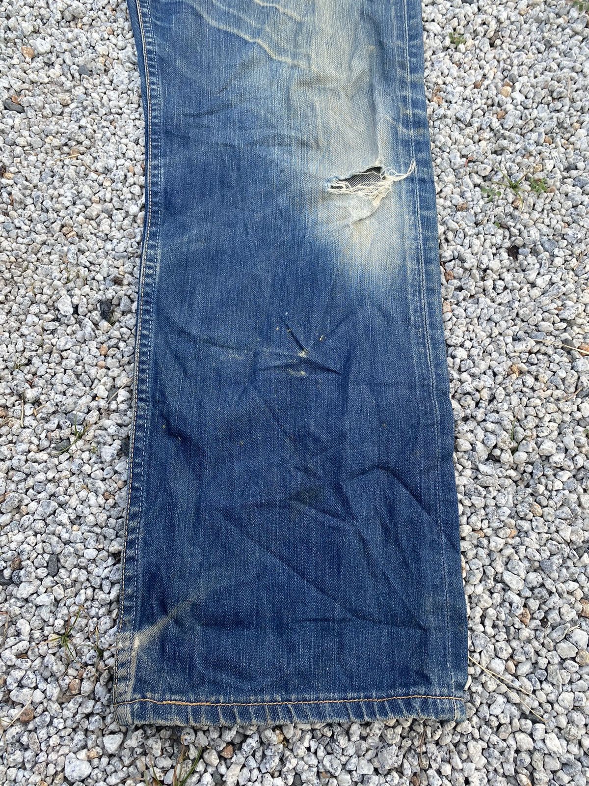 Levi's Vintage Clothing Vintage Levi’s 501 Button fly Jeans (359) Size US 32 / EU 48 - 10 Thumbnail