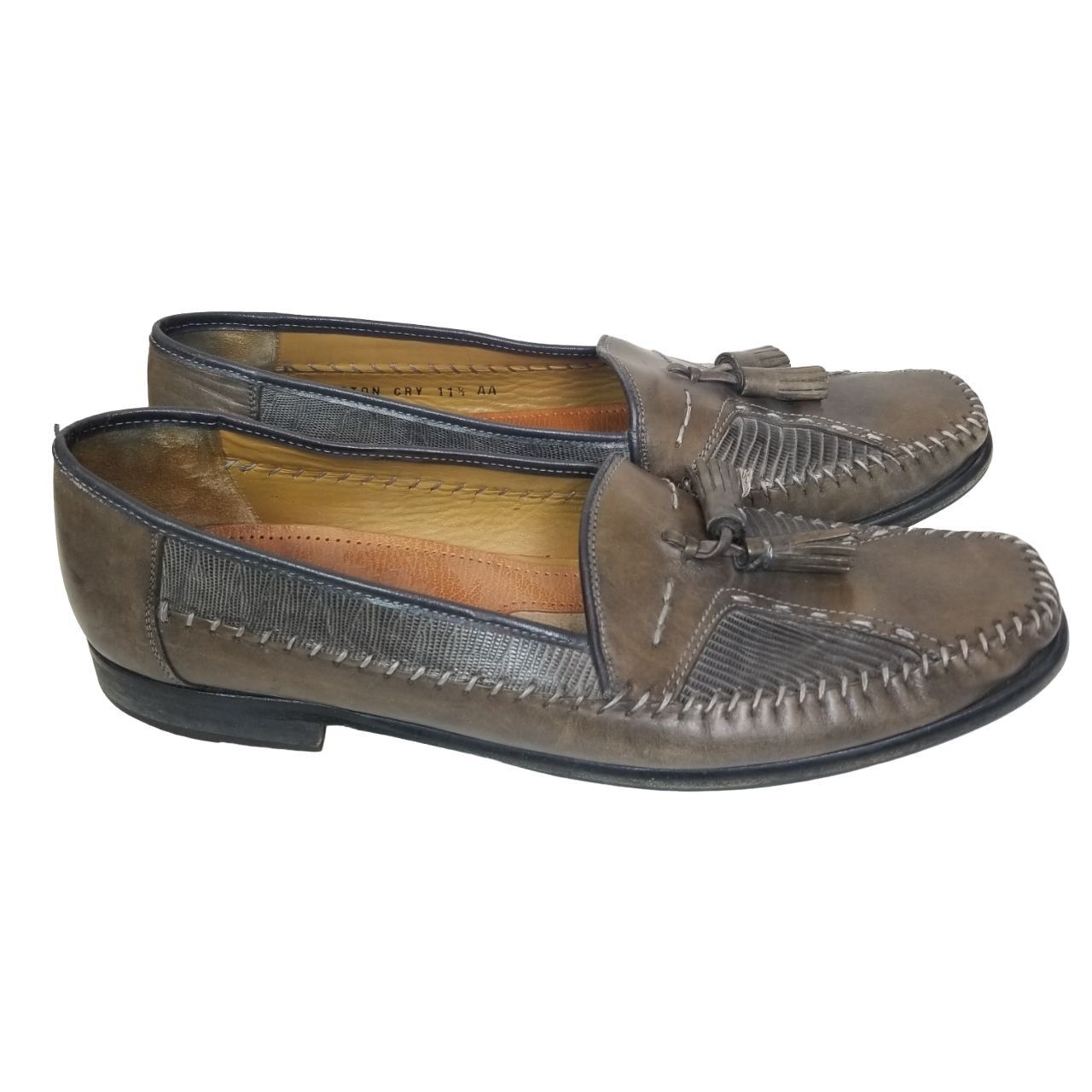 Sandro Moscoloni Sandro Moscoloni 11.5AA Leather Slip On Tassel Loafers Size US 11.5 / EU 44-45 - 1 Preview