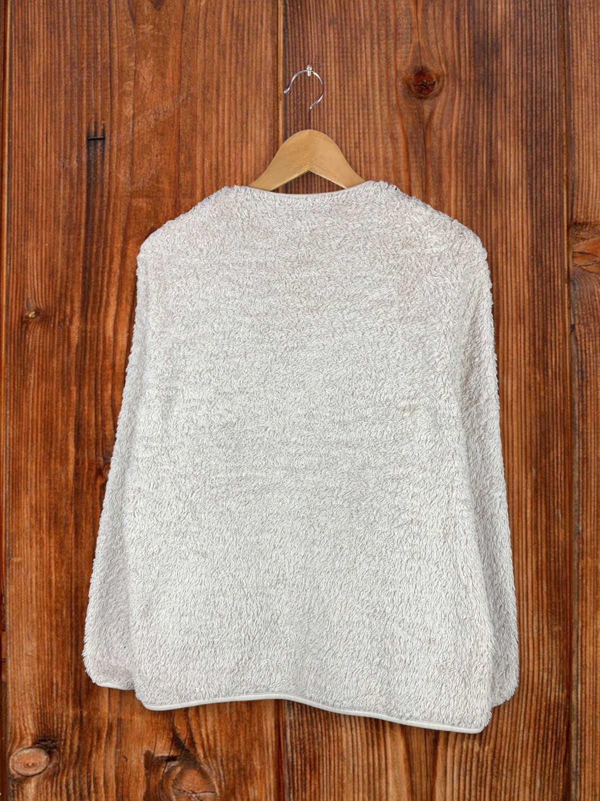 Japanese Brand × Uniqlo Steals! Uniqlo Fleece Single Pocket Buttoned Sweater Size US M / EU 48-50 / 2 - 2 Thumbnail