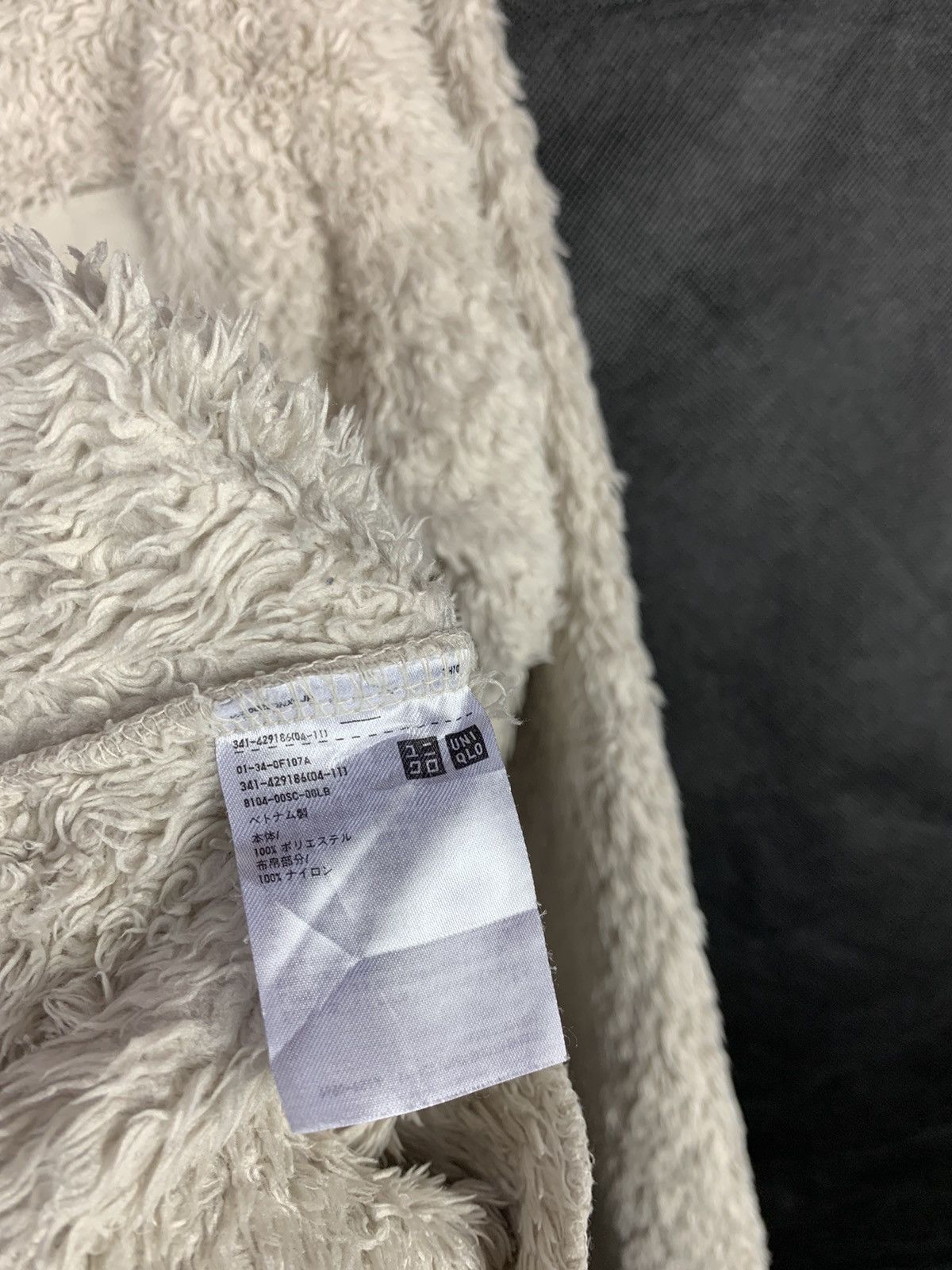 Japanese Brand × Uniqlo Steals! Uniqlo Fleece Single Pocket Buttoned Sweater Size US M / EU 48-50 / 2 - 7 Thumbnail