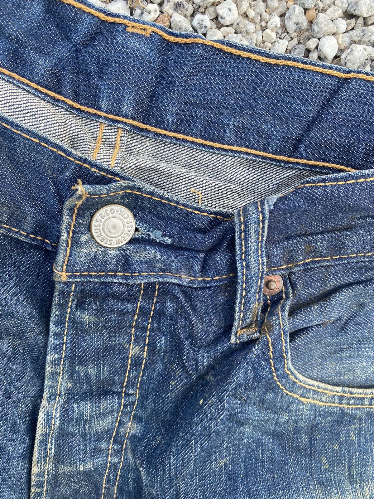 Levi's Vintage Clothing Vintage Levi’s 501 Button fly Jeans (359) Size US 32 / EU 48 - 4 Thumbnail