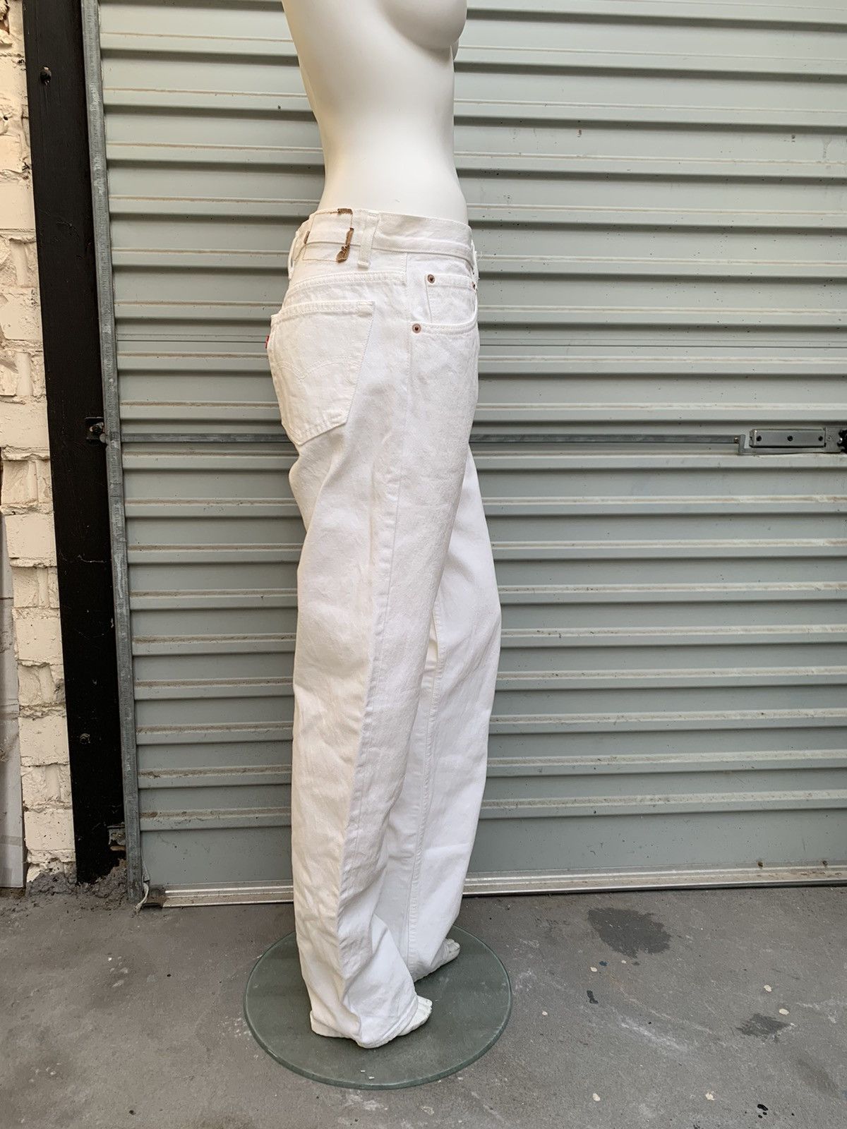 Levi's VINTAGE LEVIS WHITE DENIM JEANS Size US 34 / EU 50 - 11 Thumbnail