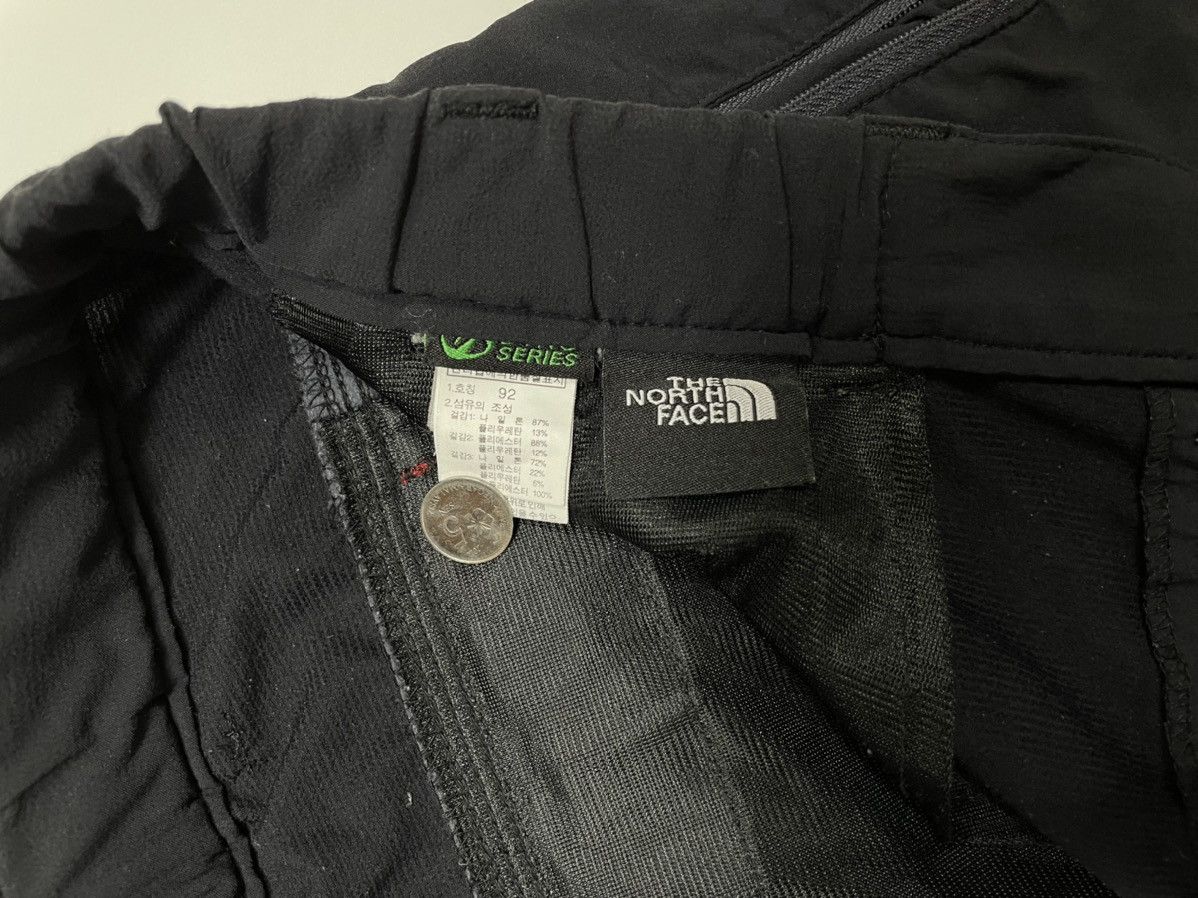 The North Face × Vintage Vintage The North Face Hiking Pant Dyno Series silver Black Size US 37 - 13 Thumbnail
