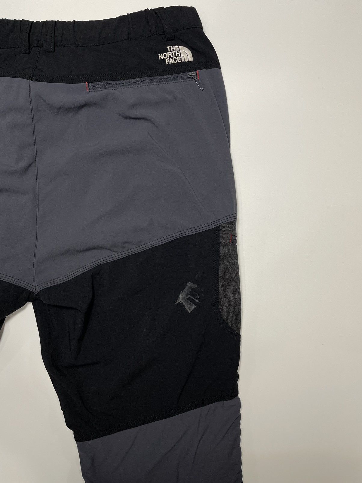 The North Face × Vintage Vintage The North Face Hiking Pant Dyno Series silver Black Size US 37 - 7 Thumbnail
