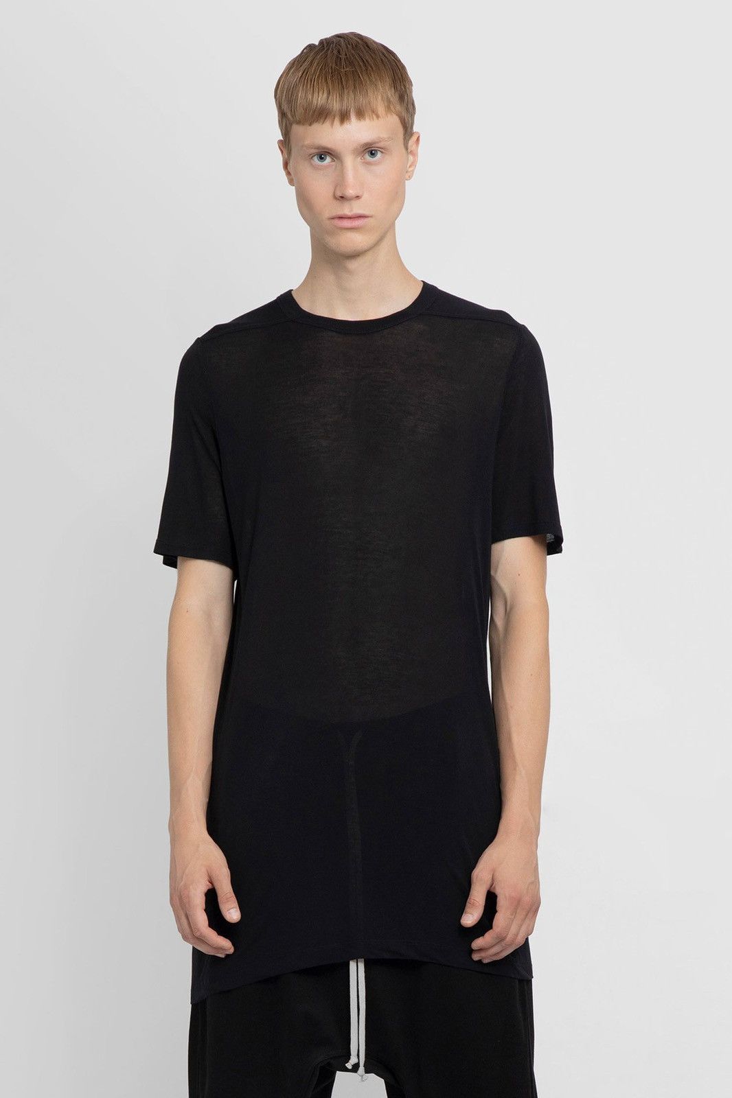 Rick Owens Rick owens black tee in viscose silk Medium Size US M / EU 48-50 / 2 - 1 Thumbnail