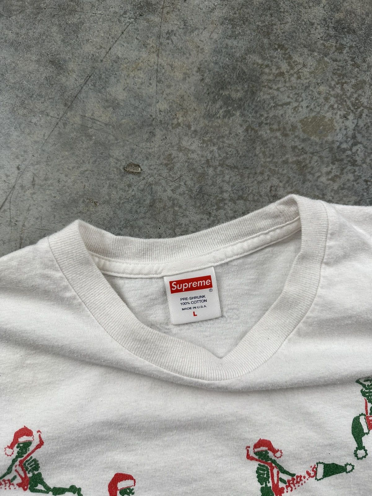 Supreme Supreme Christmas 2017 Skeletons Fucking Tee White Large Size US L / EU 52-54 / 3 - 4 Thumbnail