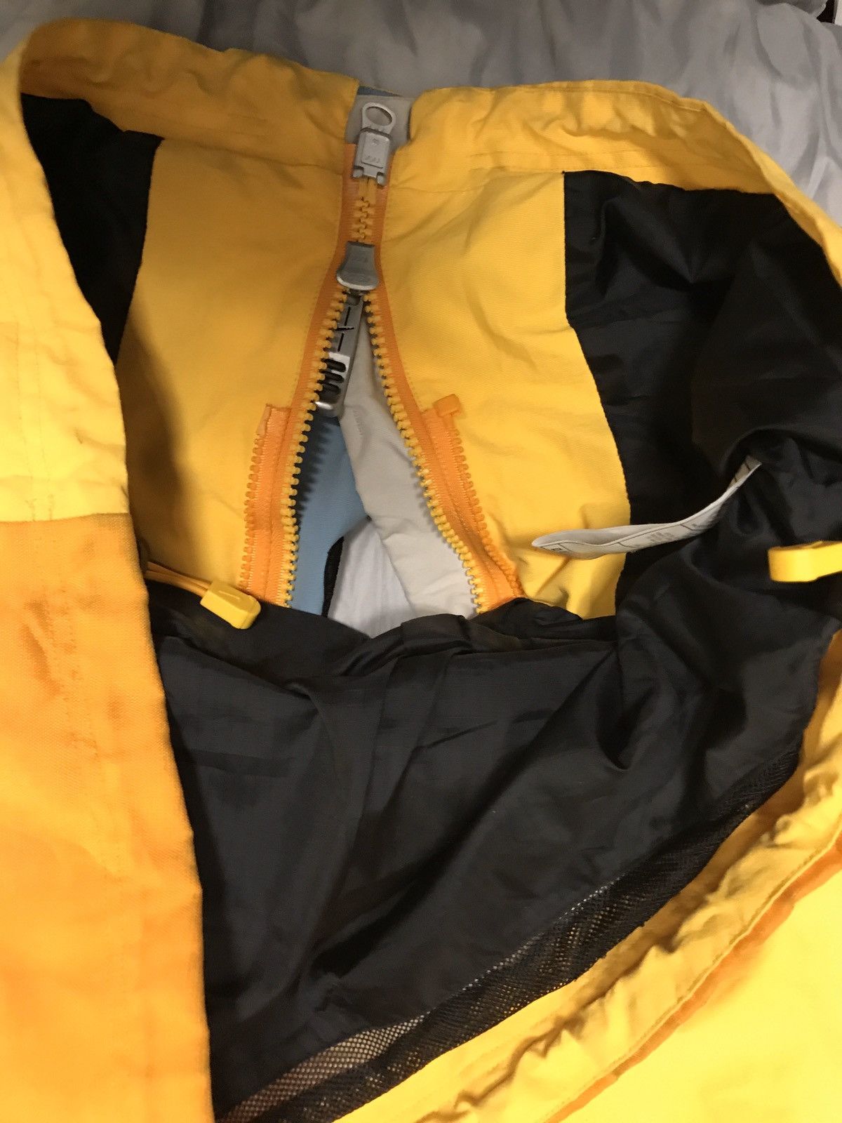 Nike × Nike ACG × Vintage Nike acg jacket citrus medium Size US M / EU 48-50 / 2 - 7 Thumbnail