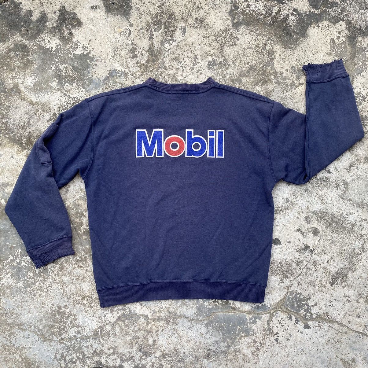 Sports Specialties × Vintage Vintage Fujikoshi Mobil Trashed Sweatshirt. #O Size US M / EU 48-50 / 2 - 2 Thumbnail