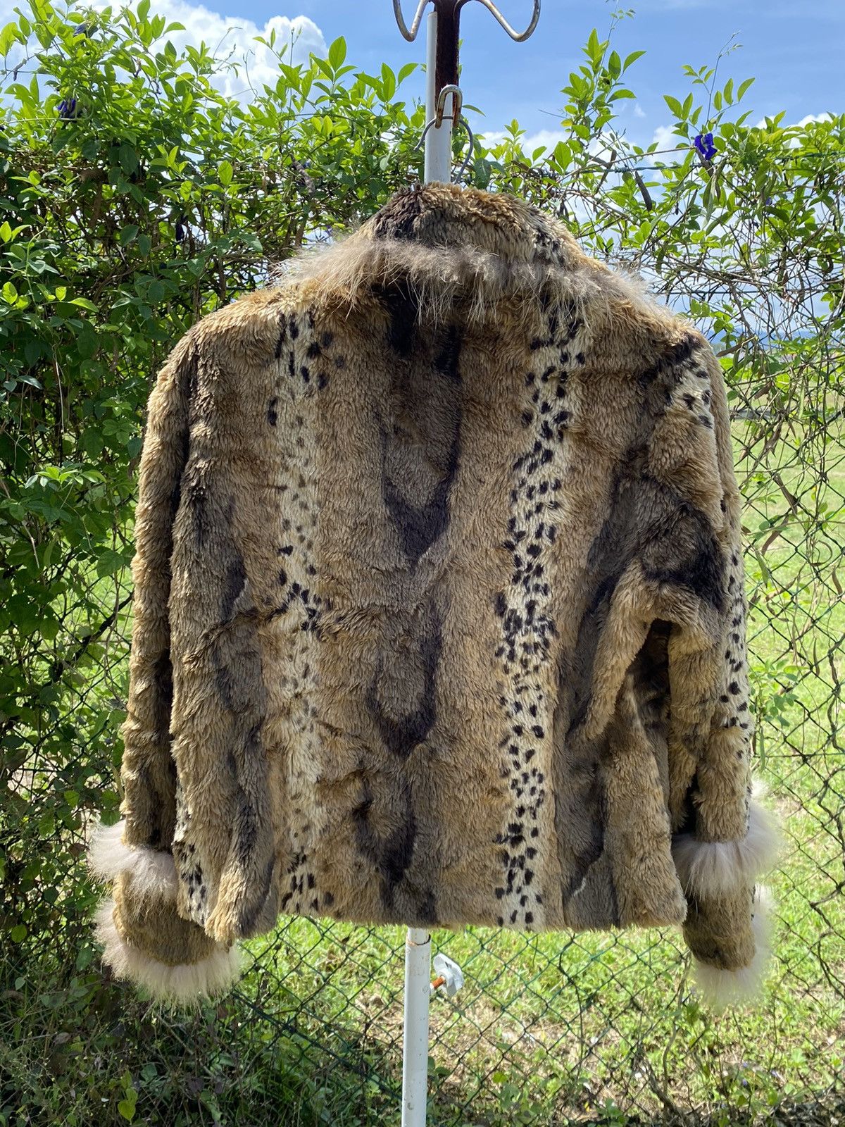 Japanese Brand Vintage Via Faburrica Faux Fur Jacket by TGM Size M / US 6-8 / IT 42-44 - 2 Thumbnail