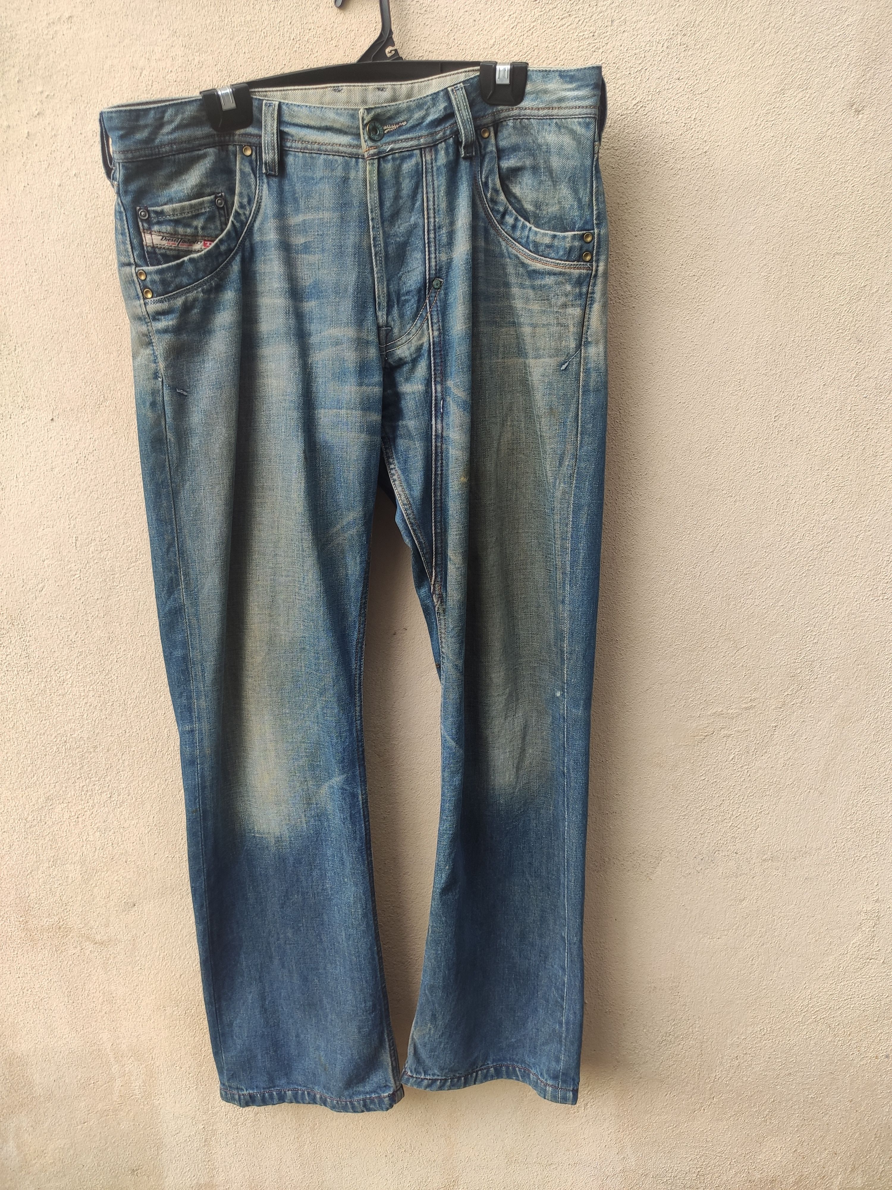 Diesel jeans distressed