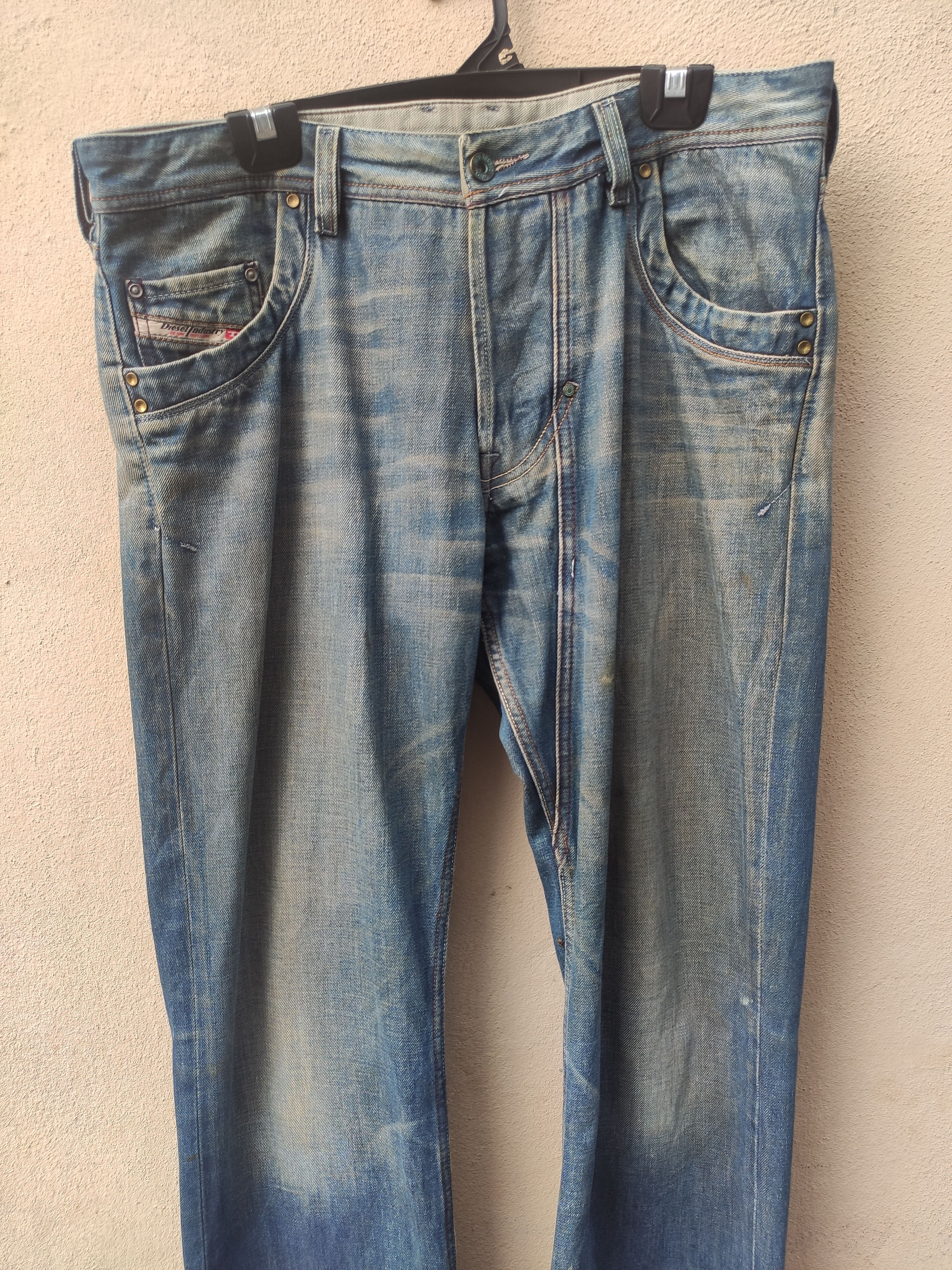 Diesel jeans distressed