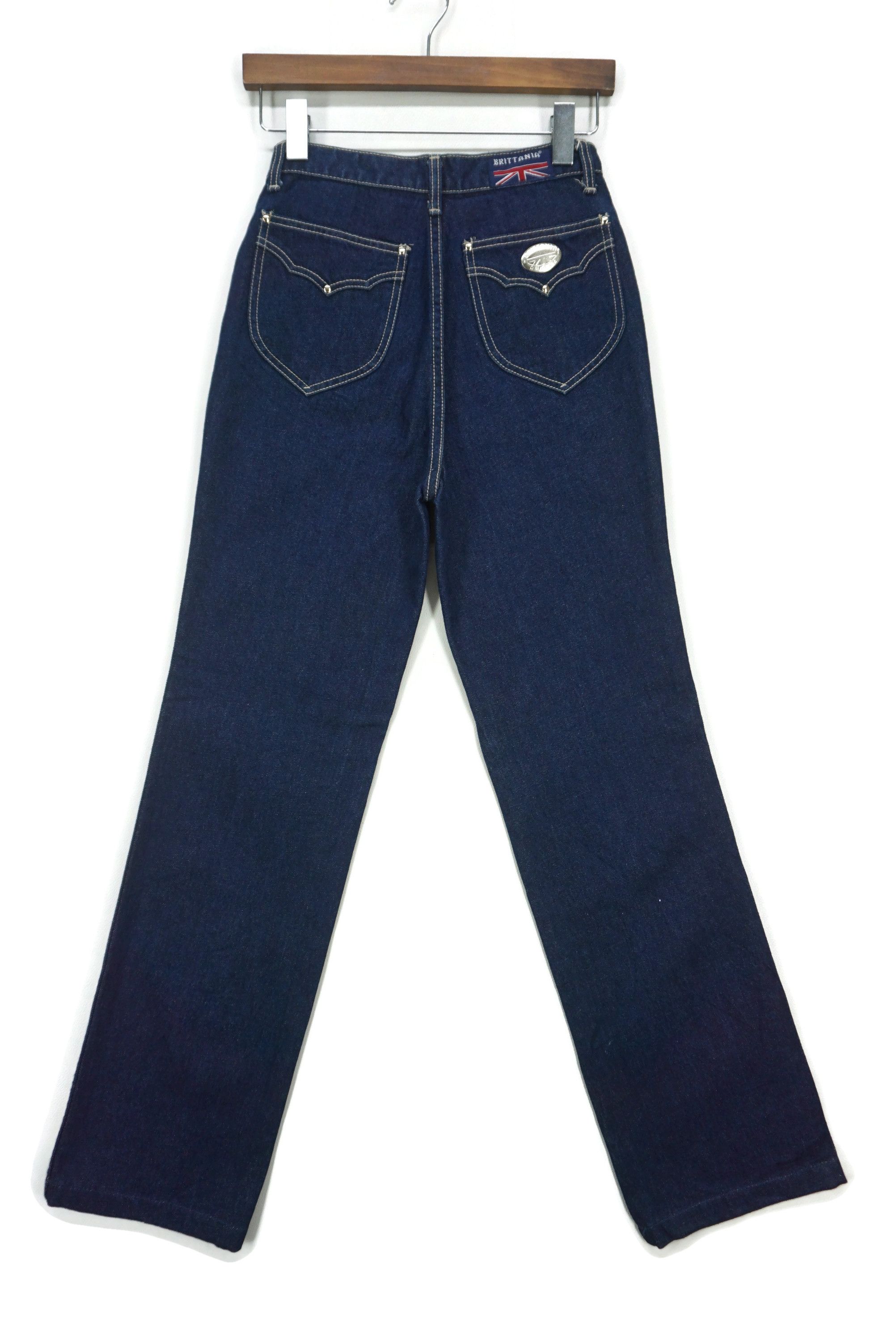 image of Straight Leg Jeans Brittania Sportswear Pants in Blue, Women's (Size 26)
