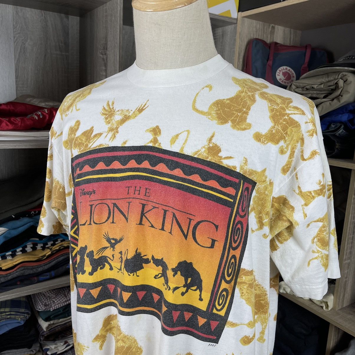 Vintage Vintage The Lion King Overprint Size US XL / EU 56 / 4 - 2 Thumbnail